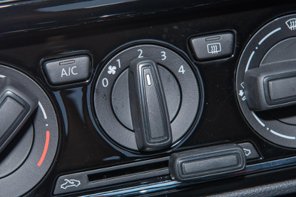 捷达改装后碟刹_捷达后轮改碟刹多少钱_捷达后轮改碟刹影响