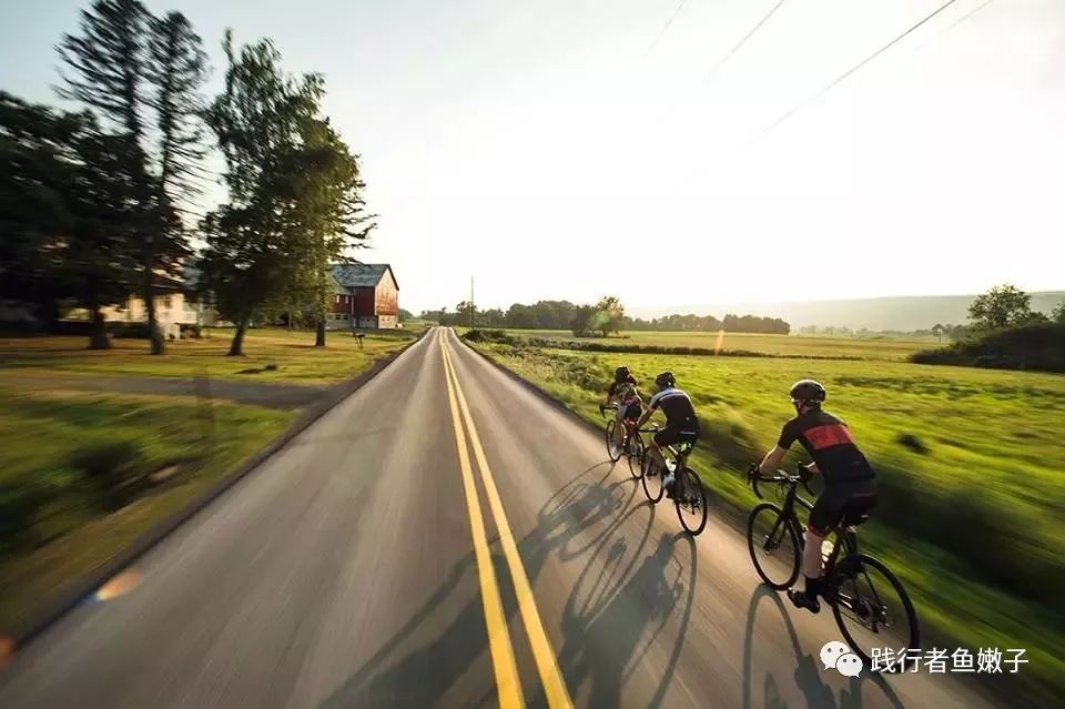 骑行碳碳的车架怎么样_碳座管对骑行_碳架骑行台