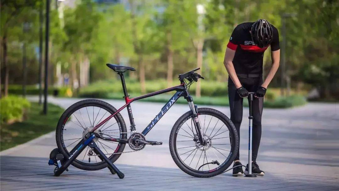 碳架骑行台_自行车碳纤维座管_碳座管对骑行