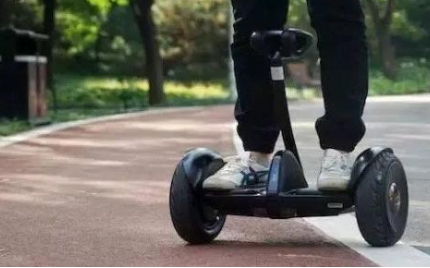 两轮平衡智能车图片_智能两轮平衡车哪家好_智能平衡两轮车