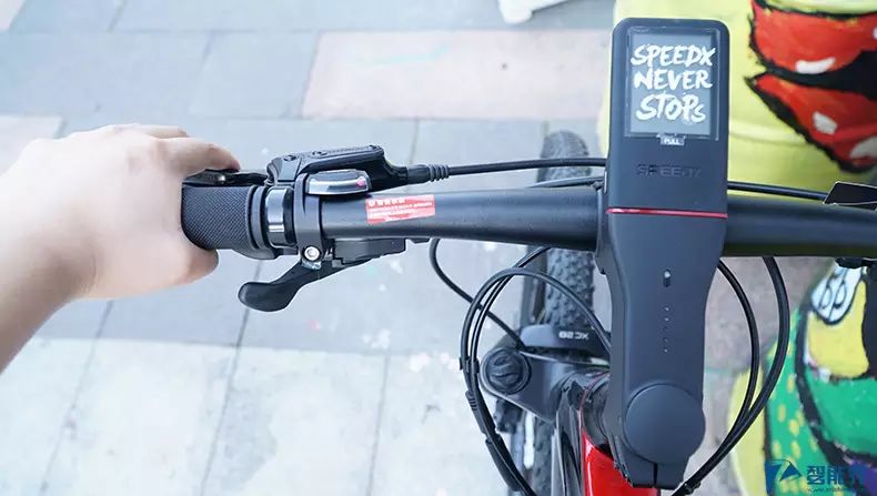 山地车肩控和线控图解_山地车前叉线控和肩控的区别_山地车前叉肩控还是线控