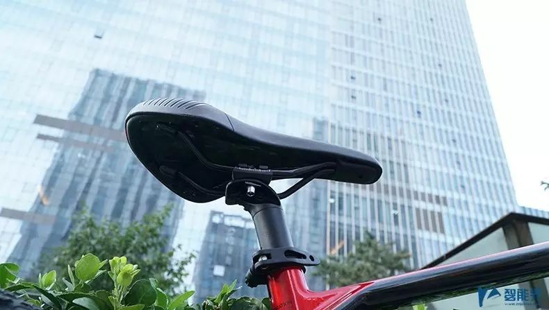 山地车肩控和线控图解_山地车前叉线控和肩控的区别_山地车前叉肩控还是线控