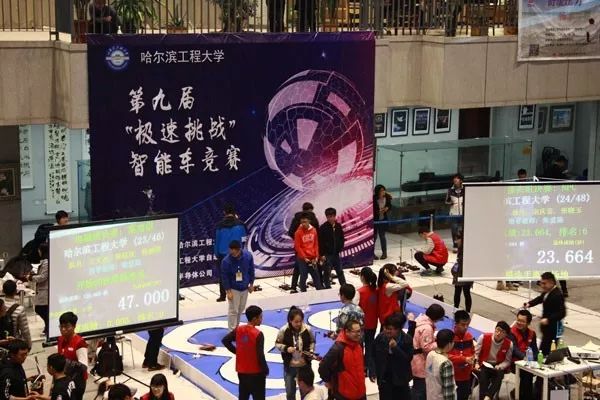 飞思卡尔智能小车_飞思卡尔智能车程序讲解_飞思卡尔智能车官网