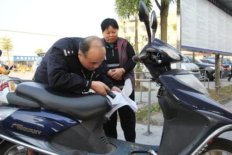 绿源绿佳一个牌子吗_绿源绿佳电动车是一家吗_绿源和绿佳哪个好