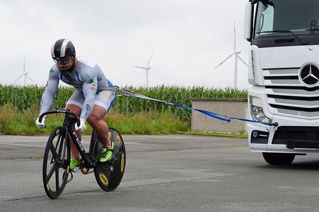 自行车运动员 身材_自行车运动员的身体条件_自行车运动员的身体素质