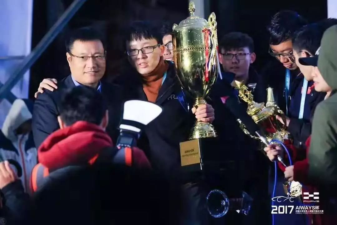 浦赛红事件_恩智浦智能车大赛_恩智浦智能车大赛赛车图片