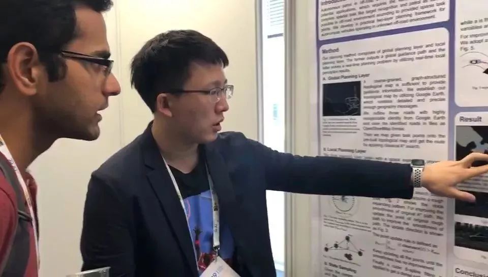 恩智浦智能车大赛赛车图片_浦赛红事件_恩智浦智能车大赛