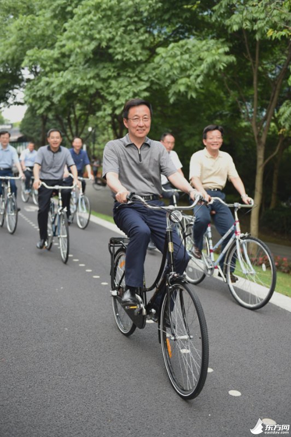 浦东滨江自行车道_自行车浦东滨江道限行吗_浦西滨江自行车道