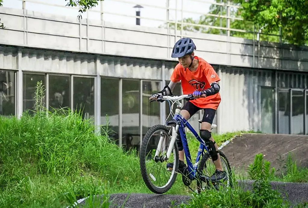 欧亚马山地车报价_鸥亚马山地车怎么样_欧亚马山地车怎么样