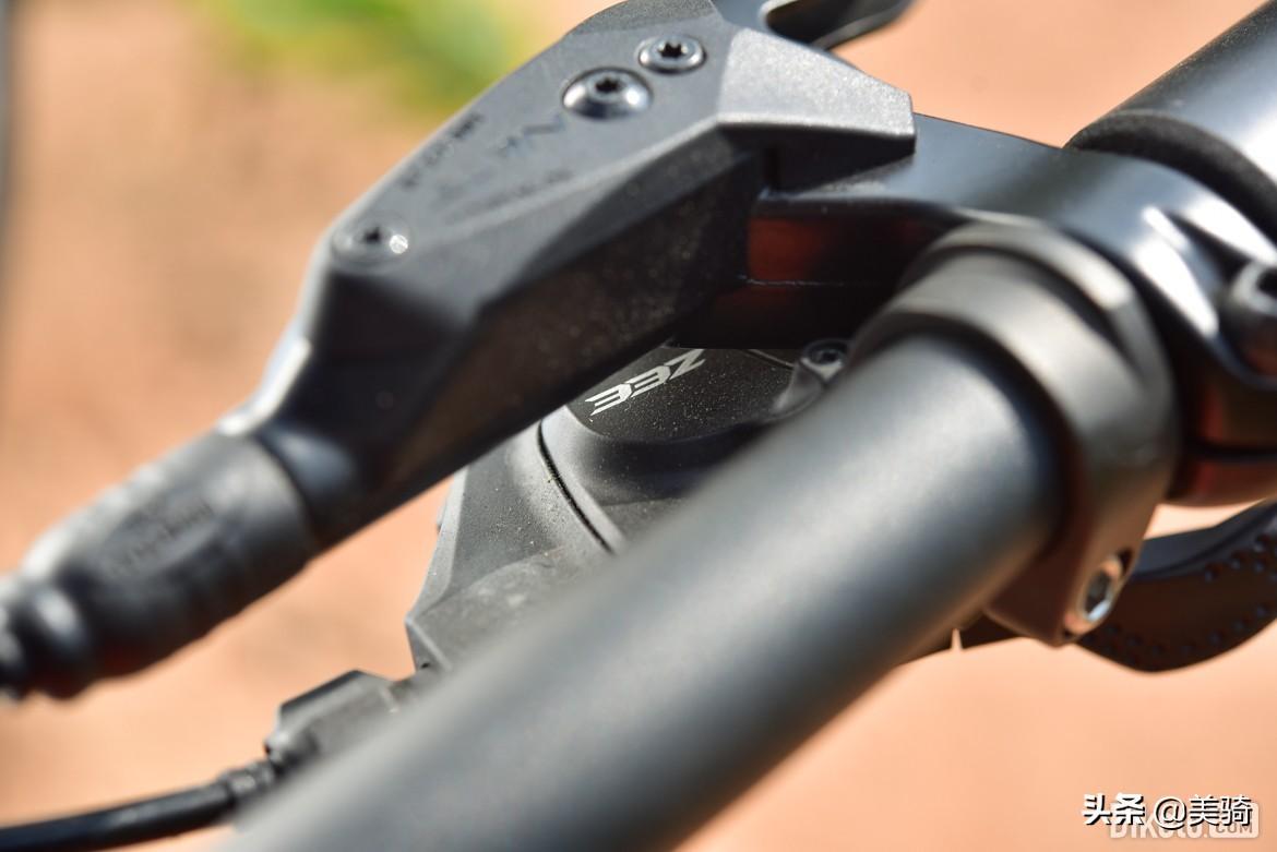 自行车前叉锁死_自行车锁死前叉有什么用_自行车锁死前叉好不好