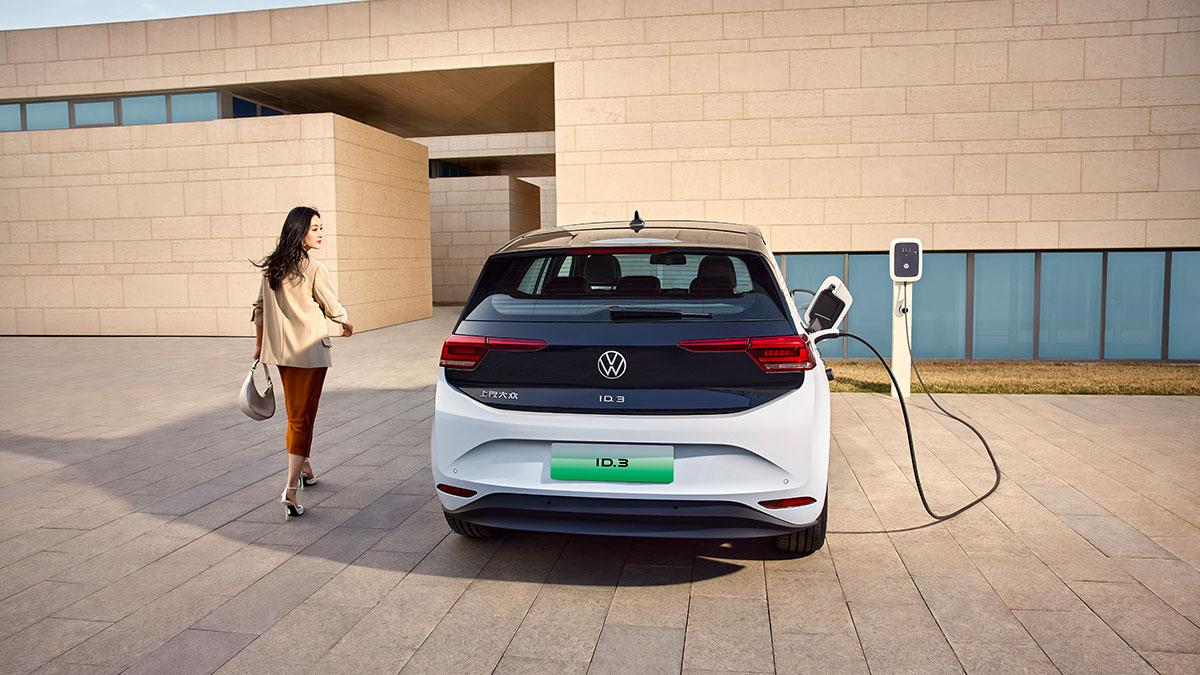 绿能电动车宣传片_绿能电动车代言人是谁_绿能最新电动车代言人