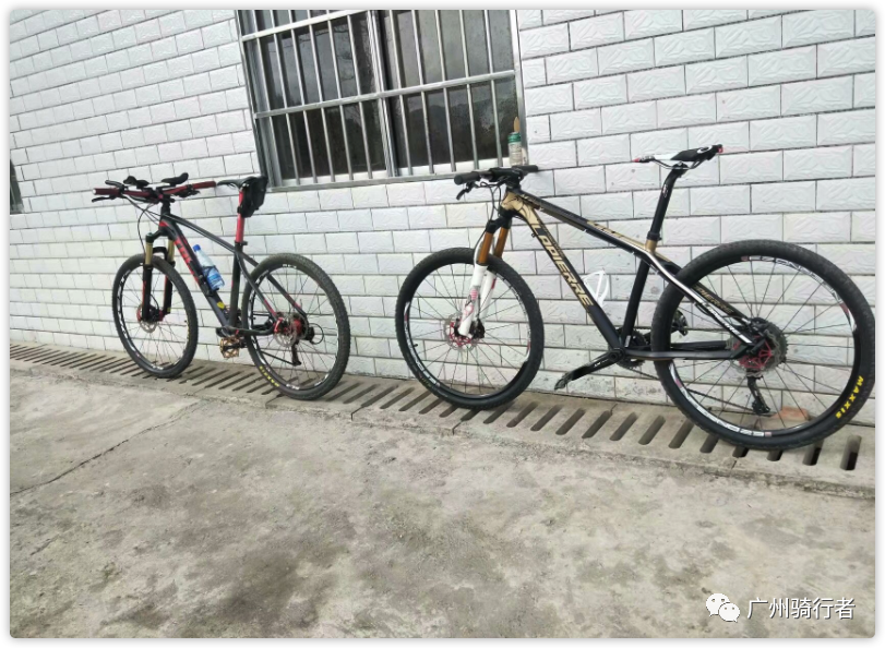 自行车前叉异响咔咔声_自行车前叉吱吱响_自行车前叉响