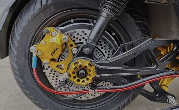 摩托车改后碟刹能过年审吗_摩托车改装后碟刹好吗_摩托车改后碟刹车