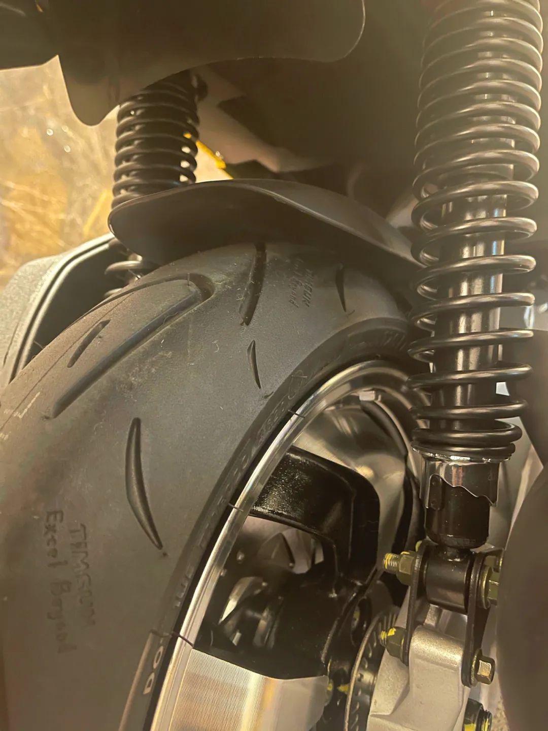 两轮平衡智能车有哪些_两轮自平衡智能车_两轮平衡智能车图片