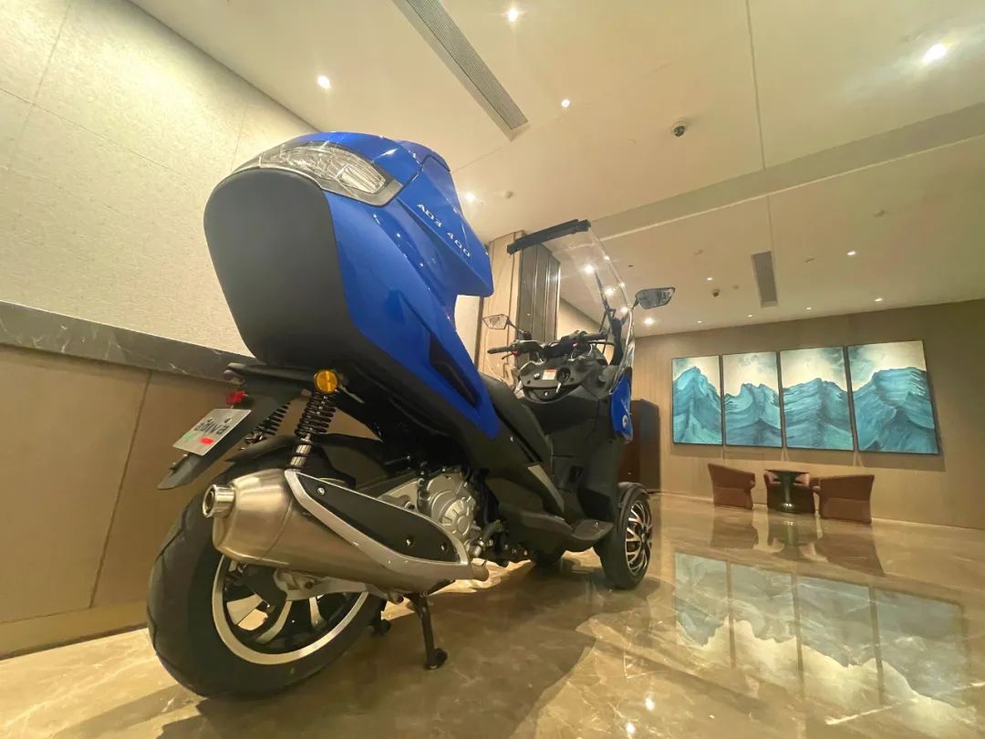 两轮自平衡智能车_两轮平衡智能车有哪些_两轮平衡智能车图片