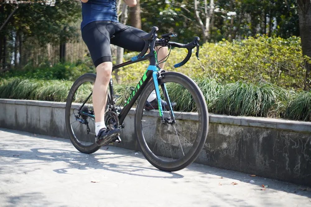 公路车碳前叉推荐_全碳前叉安全吗_碳前叉推荐