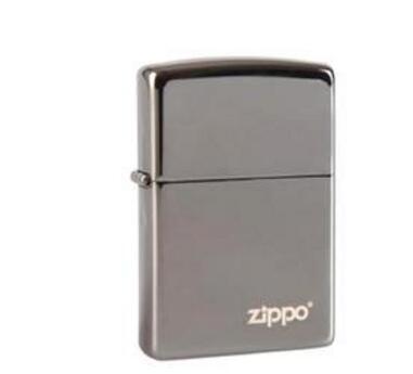 星空·体育中国官方网 绞尽脑汁拆分Zippo打火机 安检能过得了吗？