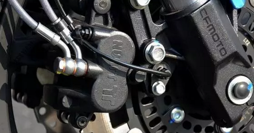 半岛·体育网站平台登陆 摩托车刹车系统的这些知识，你了解过吗？