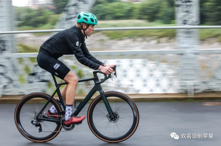 自行车前叉安装_自行车安装前叉步骤_自行车前叉安装视频教程