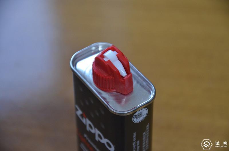 zippo打火机换棉花_zipoo打火机换新棉花_zippo打火机棉芯怎么换