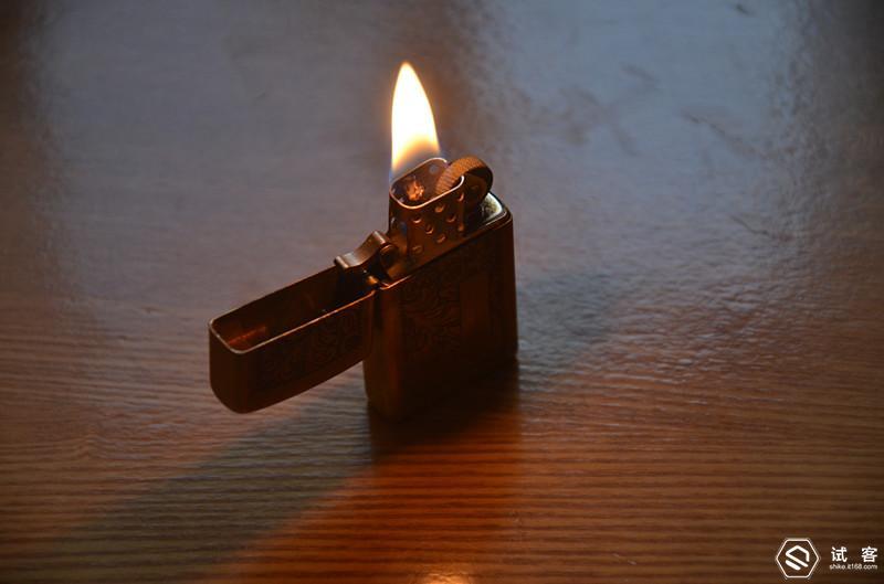 zippo打火机棉芯怎么换_zippo打火机换棉花_zipoo打火机换新棉花