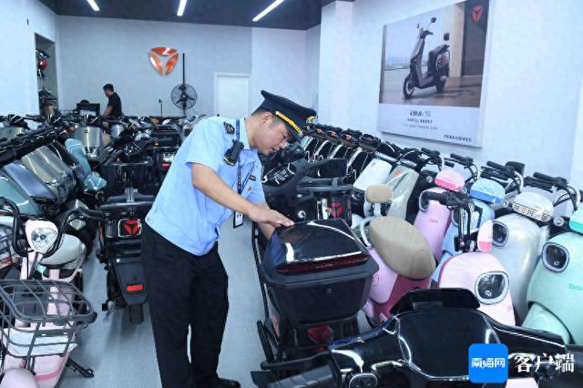 星空·体育中国官方网 48V电动自行车装了60V电池！海口两商家违法改装加装电动自行车被立案查处