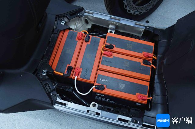 自行车电动锂电爱玛能用吗_爱玛锂电电动自行车_爱玛锂电池自行车