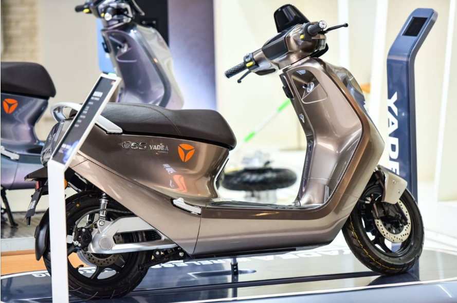 爱玛和雅迪电动车哪好_爱玛好雅迪好_电动车爱玛雅迪好用吗