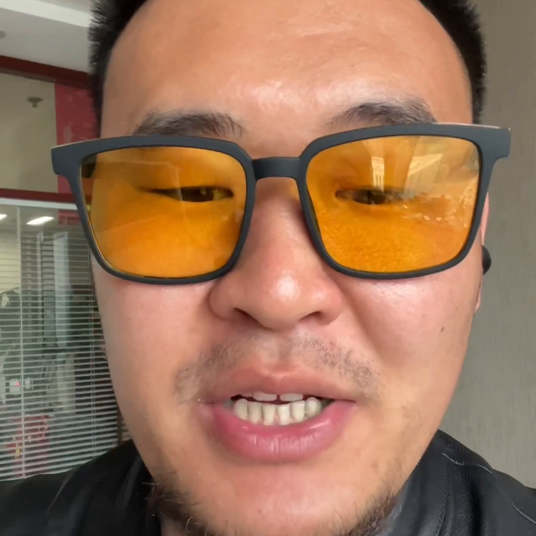 星空综合体育app下载 zippo紫铜康斯坦丁