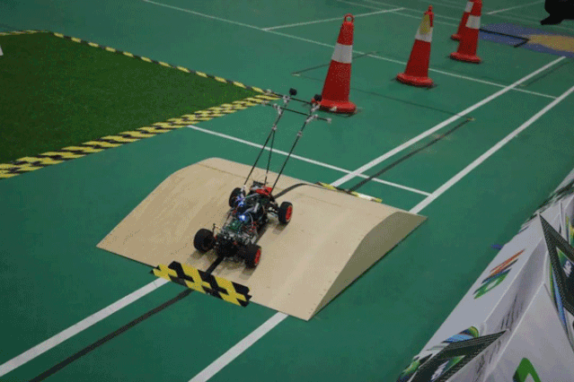 2017恩智浦智能车大赛_恩智浦智能车竞赛代码_第十二届恩智浦智能车