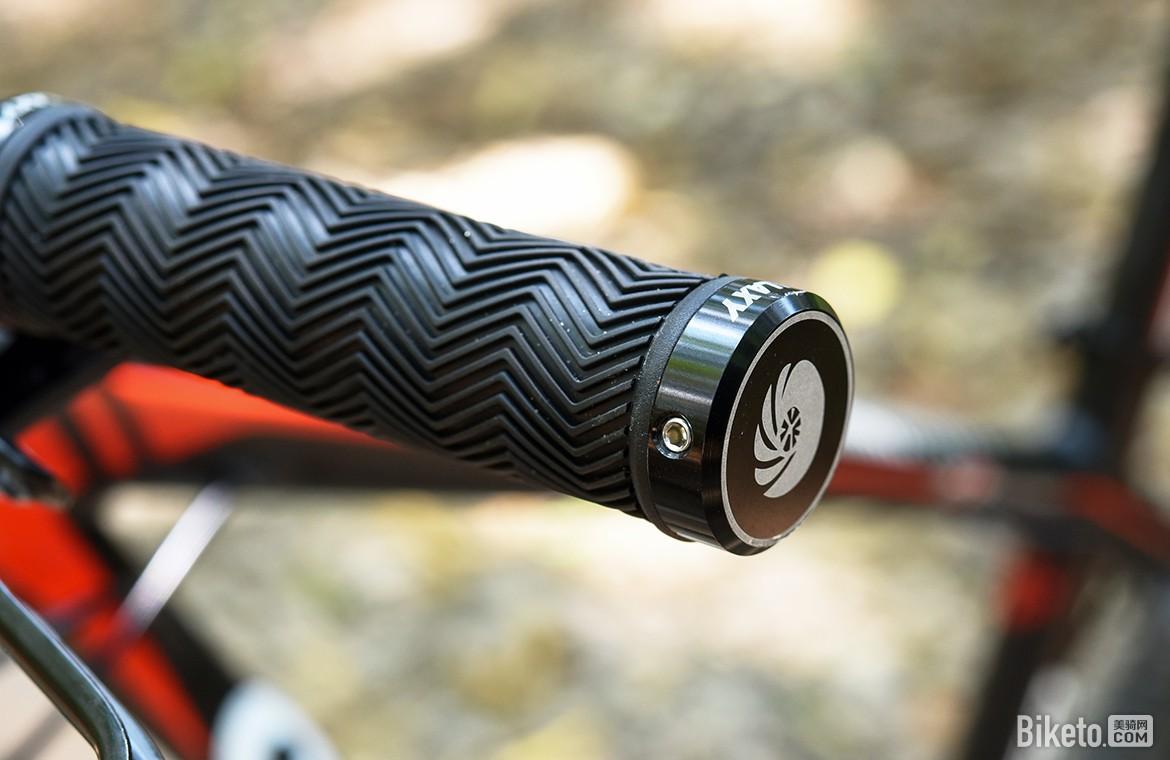 山地新手买车好还是老车_新手买什么山地车好_山地自行车适合新手吗