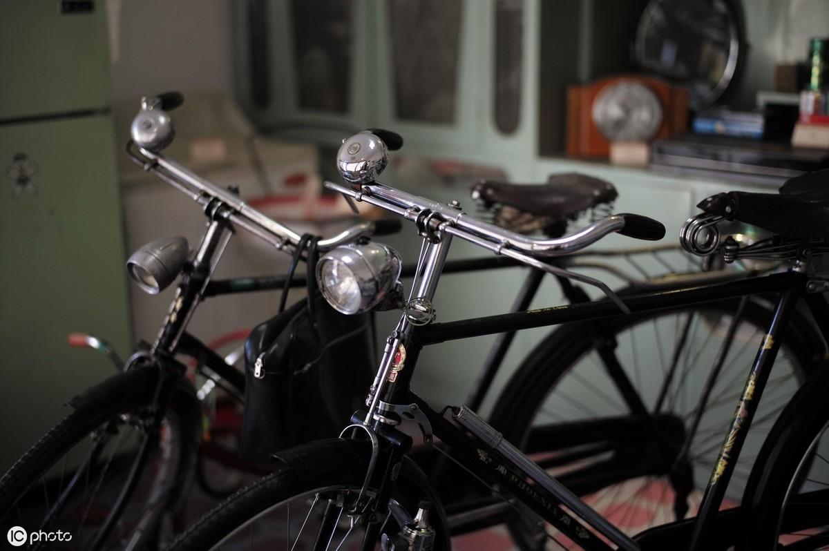 绿源电动车广告宣传车_绿源电动车led屏广告语_绿源电动车电视广告