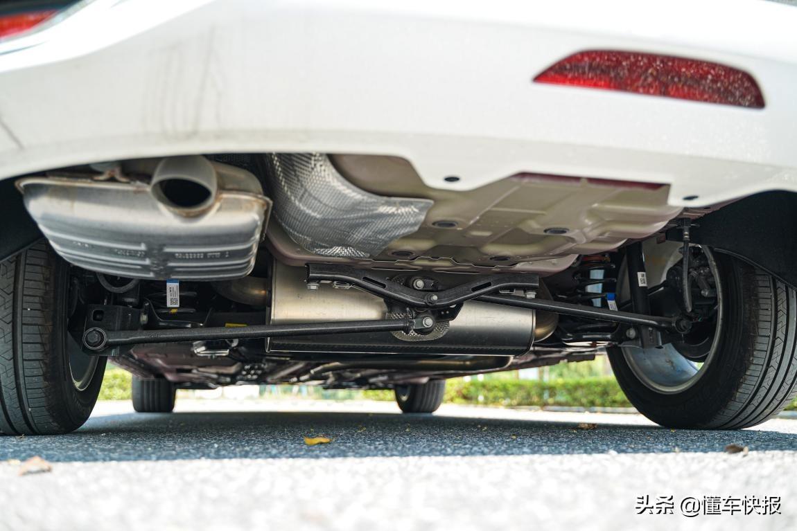 智能车钥匙用法_智能汽车钥匙_新5系智能车钥匙