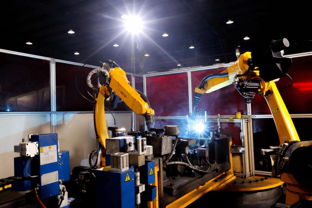 绿源电动车广告视频_绿源电动车最新广告语_绿源电动车广告