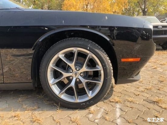 道奇挑战者3.6v6_道奇挑战者3.6参数多少马力_道奇挑战者3.6参数