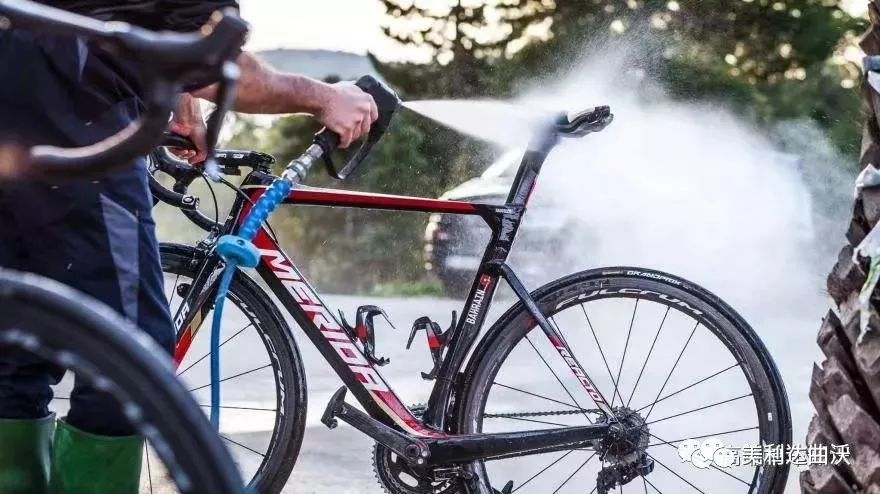 山地车前叉锁死失灵_山地车前叉锁死锁不上_山地车锁叉