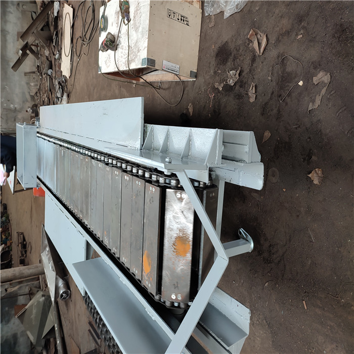 大型链板输送机分类 链板输送机主动轮都用