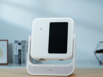 桌面上的双屏潮流先锋 当贝D6X Pro投影体验