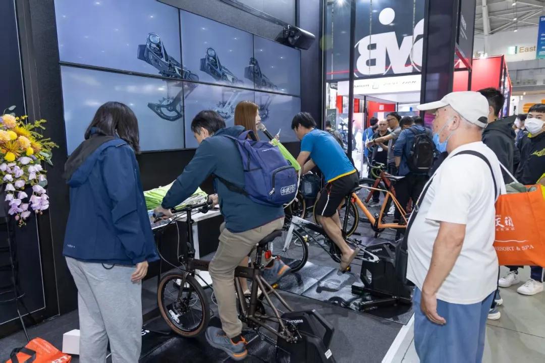 2025台北国际自行车展 DAHON大行快车道技术_美国大行折叠车专卖店怎么样_DAHON大行Vélodon A4公路车