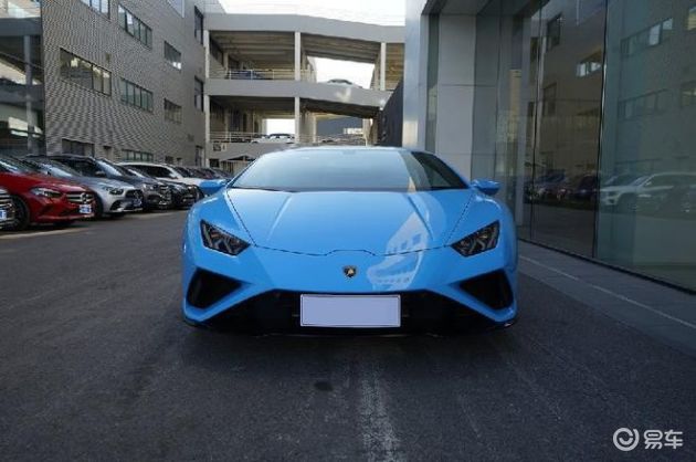 星空体育平台官网入口 新款兰博基尼Huracan Evo飓风最佳操控的底子
