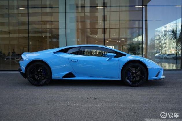 兰博基尼Huracan Evo性能参数_cannondale evo_兰博基尼Huracan Evo外观设计