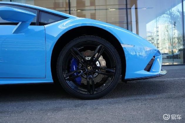 兰博基尼Huracan Evo性能参数_cannondale evo_兰博基尼Huracan Evo外观设计