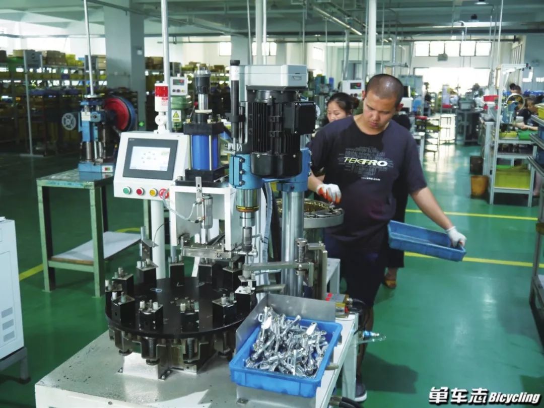 自行车刹车生产过程_V刹生产工艺详解_山地车v刹装置