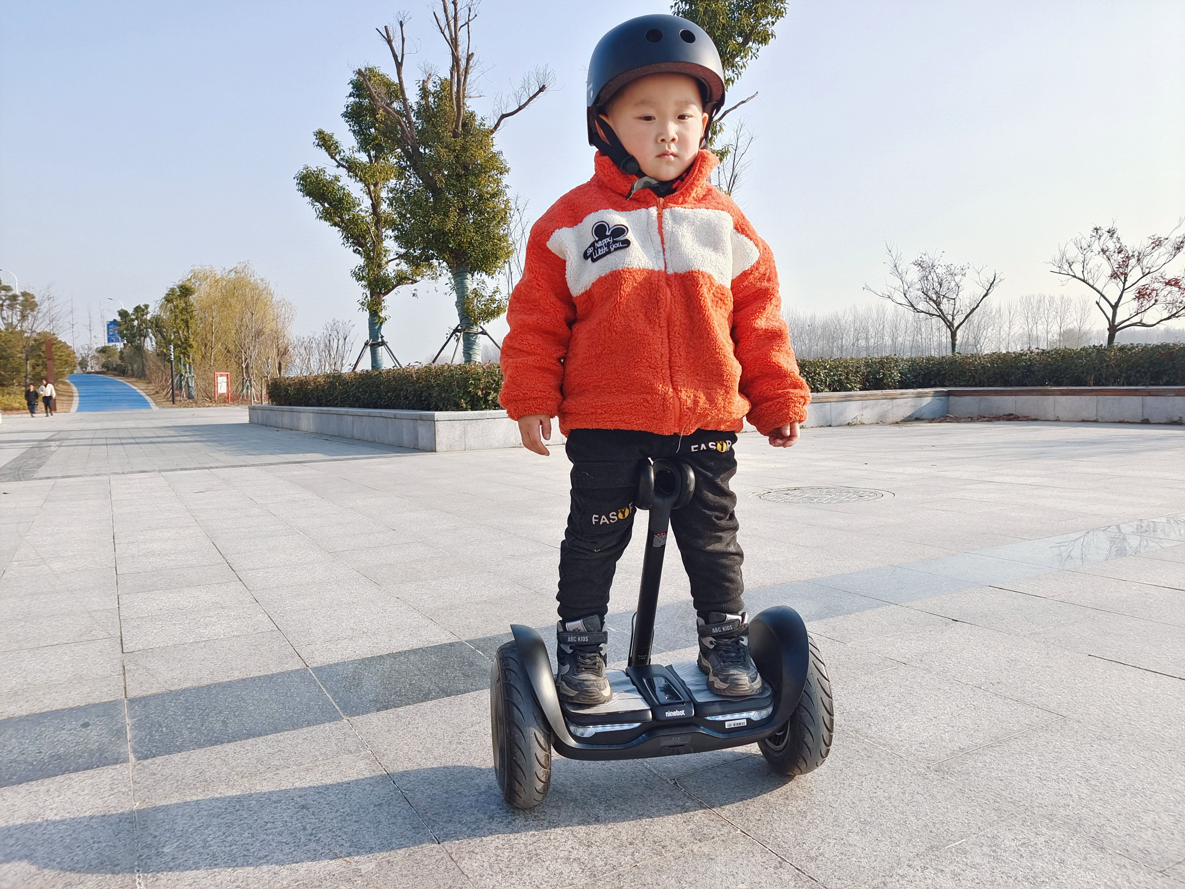 暗网下载 伴我成长，安全第一，九号平衡车L6入手评测