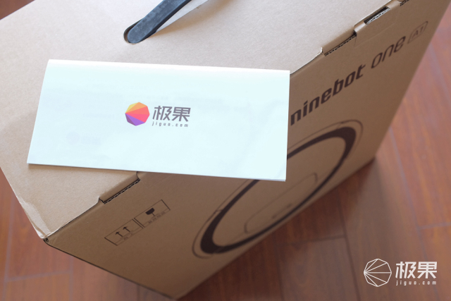 Ninebot One A1 平衡车_智能平衡车品牌_单轮平衡车使用体验