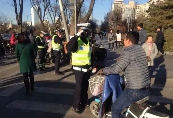 太原爱玛电动车直营店_太原自行车店爱玛电话号码_太原爱玛自行车店