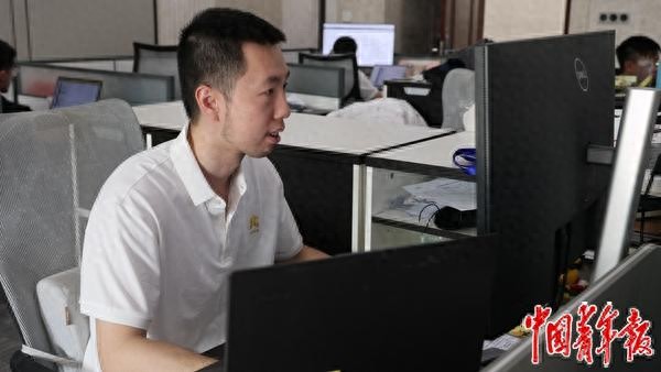 路面病害识别算法_AI轻量化公路巡检装备_智能车摄像头图像采集