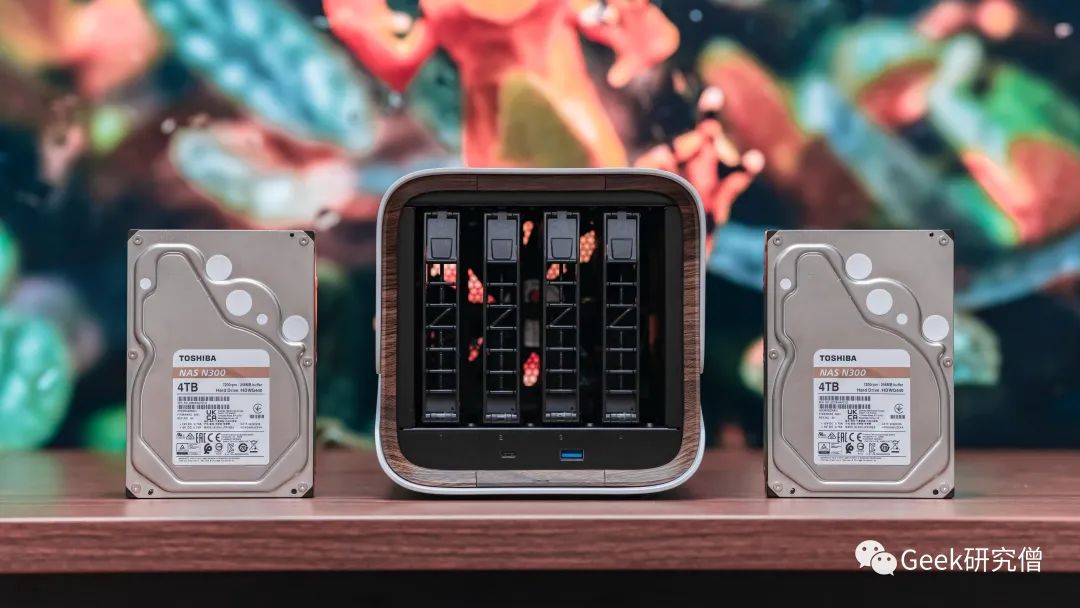 硬盘盘片是什么金属_硬盘片是什么材质_硬盘盘片材质