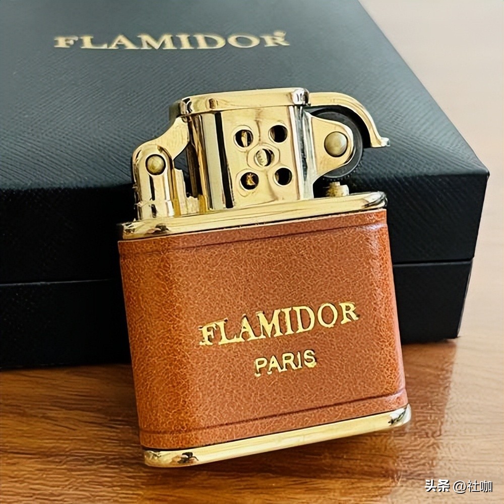 zippo加油能用多久_都柏特打火机拉丝机身_Zippo打火机收藏价值