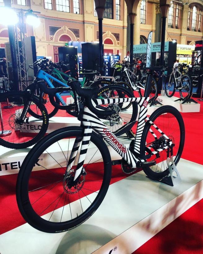  Fusion钛合金公路车 Reilly _2025 cannondale evo_英国自行车展 新款自行车产品 